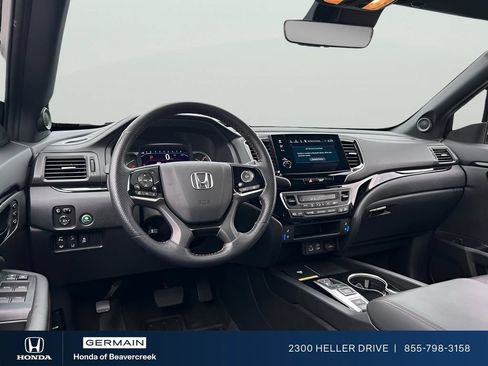 Used 2024 Honda Passport Black Edition image 10