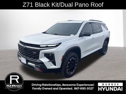Used 2025 Chevrolet Traverse Z71 w/ LPO, Floor Liner Package AWD/4WD image 1
