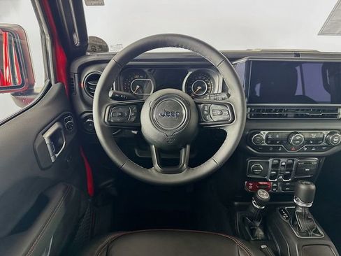 New 2026 Jeep Wrangler Unlimited Rubicon AWD/4WD image 26