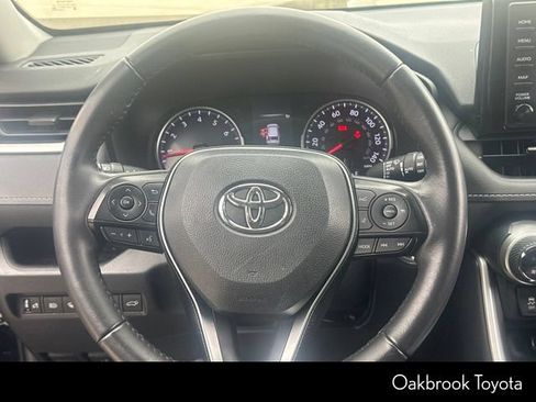 Used 2020 Toyota RAV4 XLE w/ Convenience Package AWD/4WD image 6
