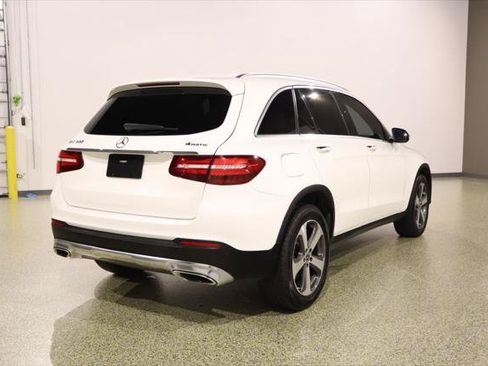 Used 2019 Mercedes-Benz GLC 300 4MATIC image 10