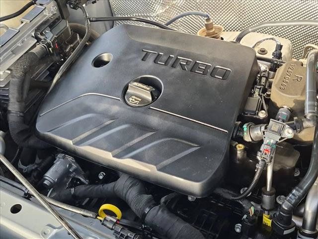 Used 2025 Chevrolet TrailBlazer LT AWD/4WD image 21
