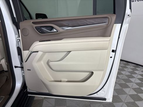 Used 2021 GMC Yukon XL Denali image 27