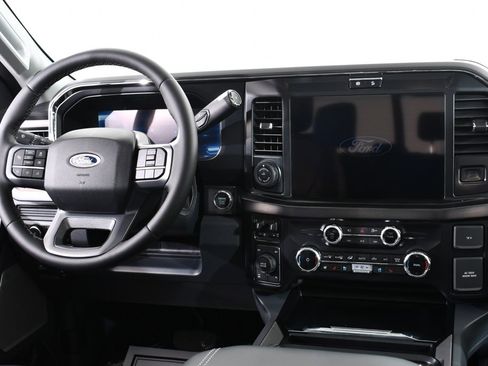 New 2026 Ford F350 Lariat w/ Black Appearance Package image 8