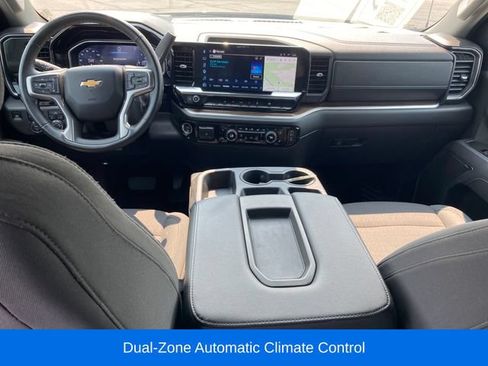 Used 2025 Chevrolet Silverado 1500 LT AWD/4WD image 5