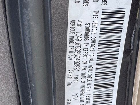 Used 2016 Jeep Grand Cherokee Limited w/ Trailer Tow Group IV image 47