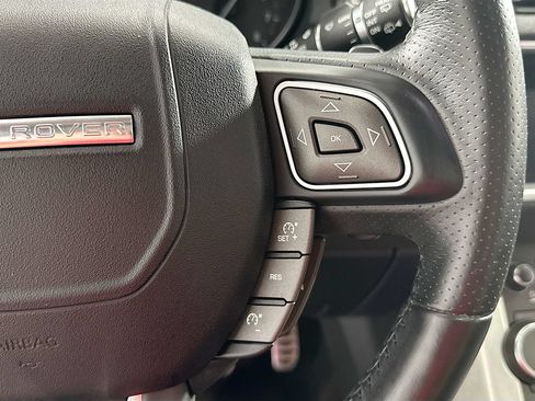 Used 2018 Land Rover Range Rover Evoque HSE Dynamic AWD/4WD image 37