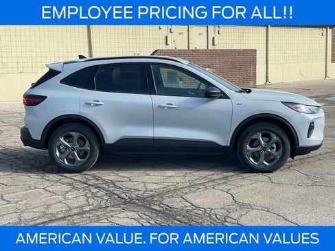 New 2026 Ford Escape ST-Line w/ Tech Pack #1 AWD/4WD image 6