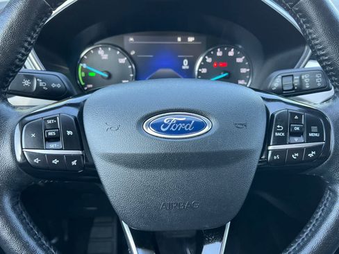 Used 2021 Ford Escape SE w/ Cold Weather Package FWD image 29