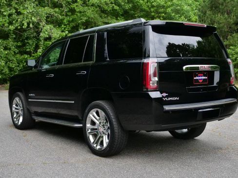 Used 2020 GMC Yukon Denali AWD/4WD image 21