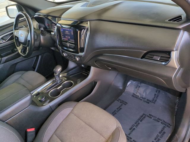 Used 2023 Chevrolet Traverse LT w/ LPO, Cargo Package FWD image 35