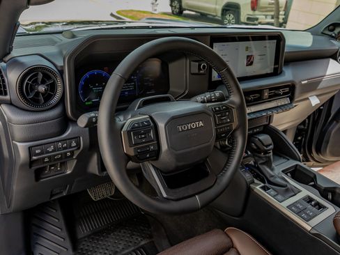 Used 2026 Toyota Land Cruiser w/ Premium Package AWD/4WD image 17