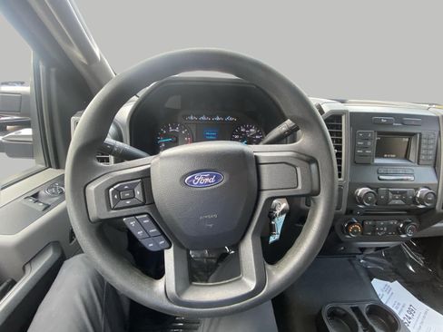 Certified 2018 Ford F250 XL w/ Power Equipment Group AWD/4WD image 11