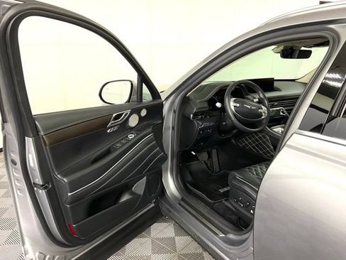 Used 2024 Genesis GV80 3.5T w/ Prestige Package AWD/4WD image 30