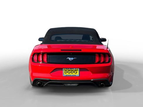 Used 2023 Ford Mustang Premium image 4