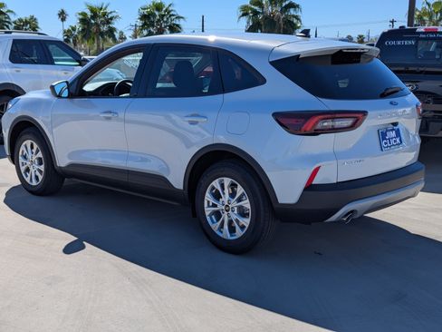 New 2026 Ford Escape Active image 4