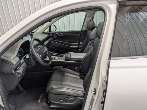 Used 2024 Genesis GV80 2.5T w/ Advanced Package AWD/4WD image 16