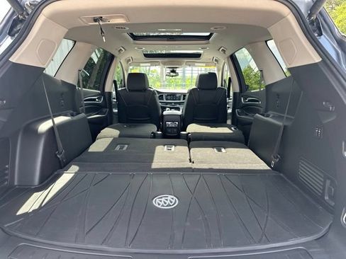 Used 2021 Buick Enclave Avenir w/ Avenir Technology Package AWD/4WD image 57