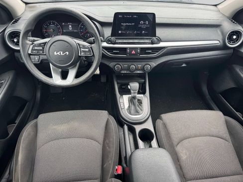 Used 2023 Kia Forte LXS w/ LXS Technology Package FWD image 11