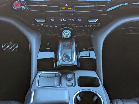 Used 2023 Acura MDX A-Spec image 19