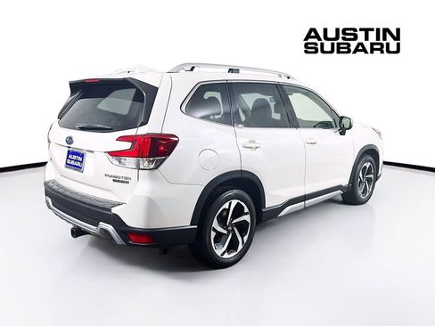 Used 2023 Subaru Forester Touring AWD/4WD image 7