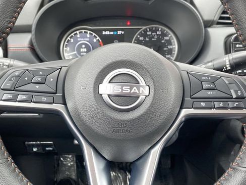 Certified 2025 Nissan Versa SR w/ Trunk Package image 15