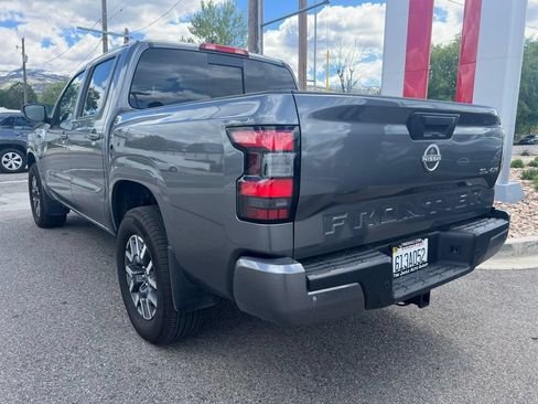 Used 2024 Nissan Frontier SL w/ Technology Package AWD/4WD image 5