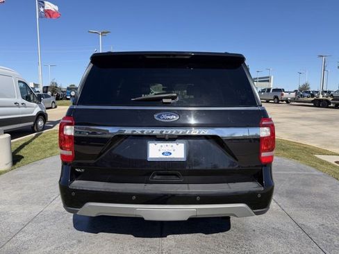 Used 2020 Ford Expedition XLT w/ Equipment Group 202A image 5
