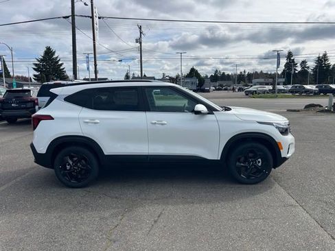 New 2026 Kia Seltos EX w/ EX Sunroof Package image 4