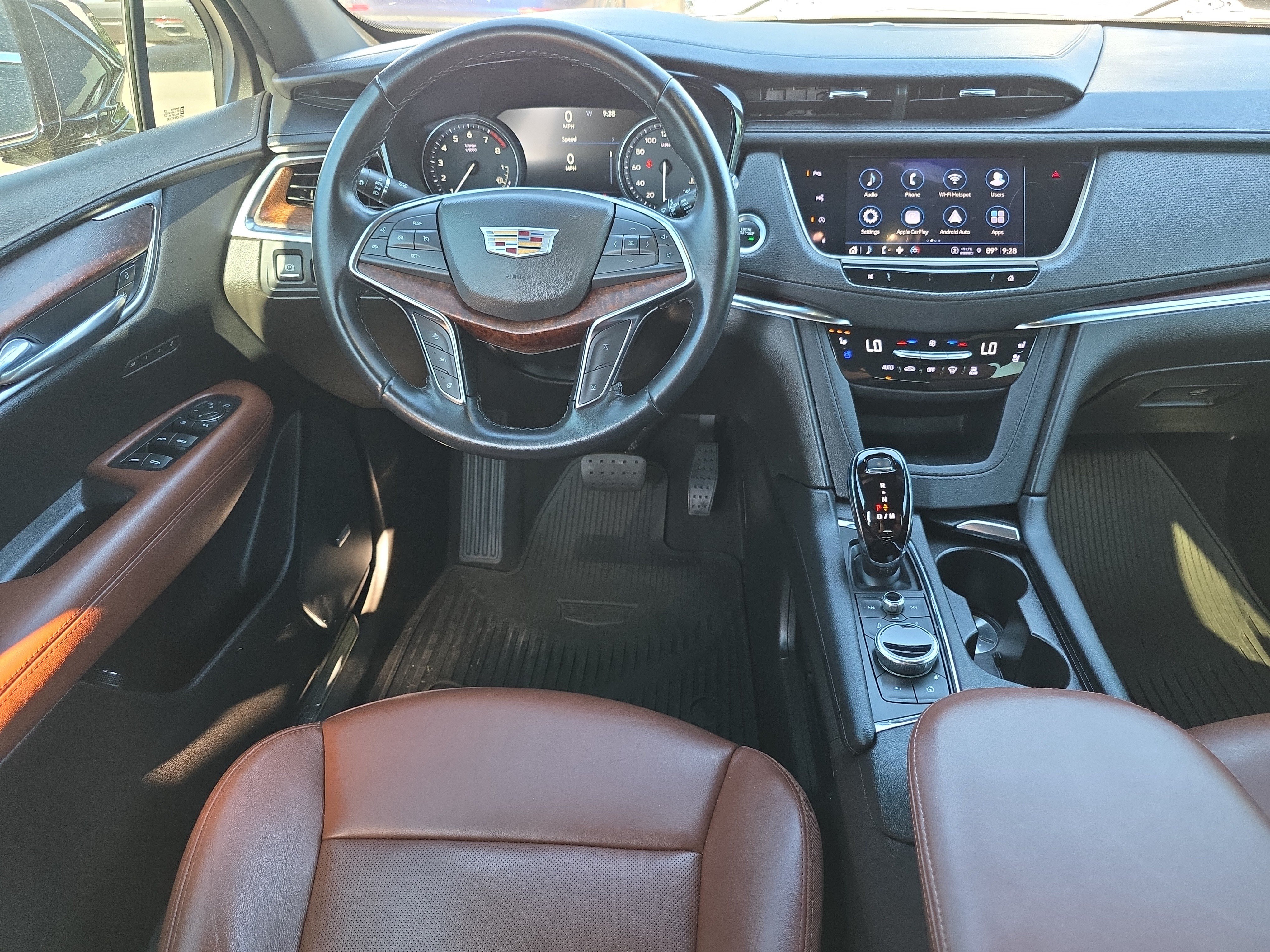 Used 2022 Cadillac XT5 Premium Luxury w/ Technology Package FWD image 12
