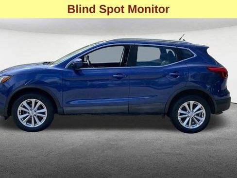 Used 2017 Nissan Rogue Sport SV w/ SV Premium Package AWD/4WD image 5