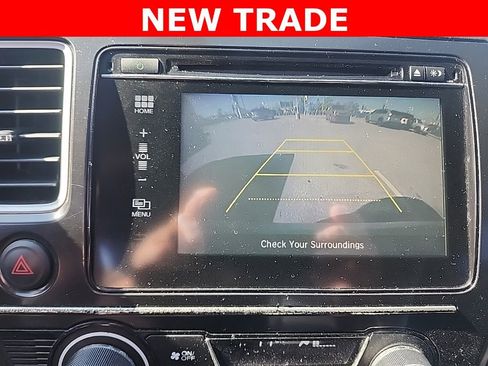 Used 2015 Honda Civic Hybrid Sedan image 4