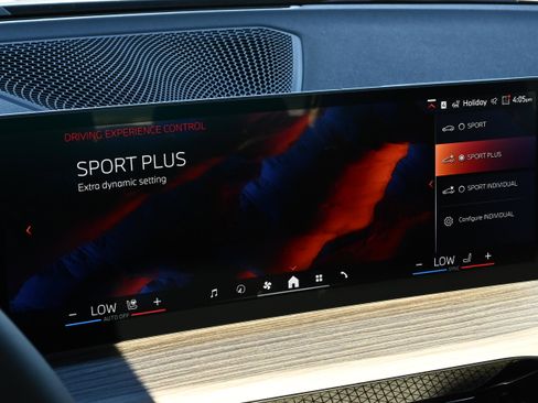 New 2026 BMW 330i Sedan w/ Premium Package image 25