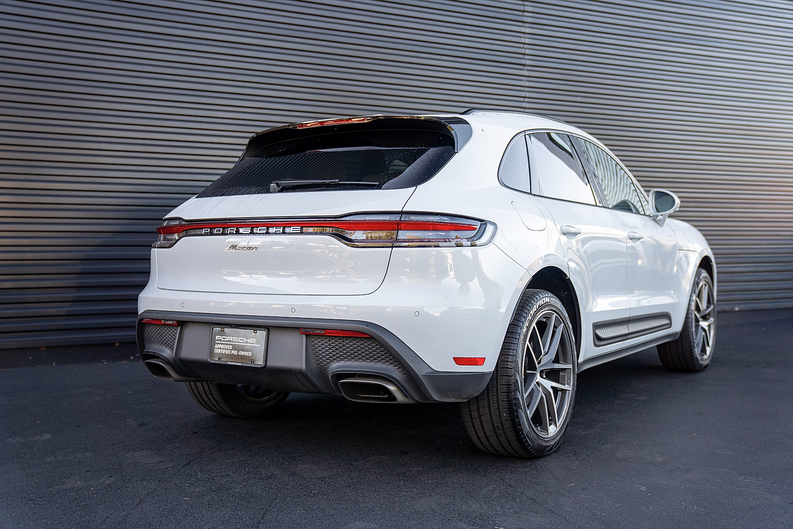 Certified 2026 Porsche Macan AWD/4WD image 28