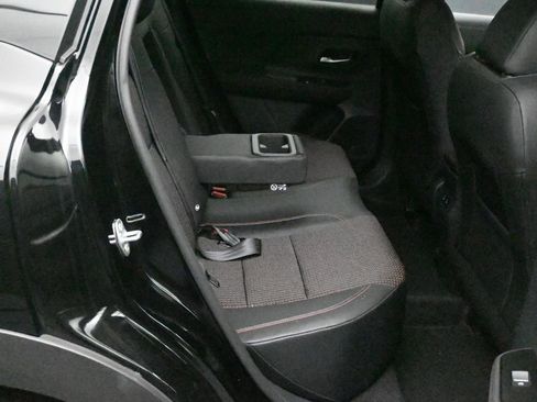 New 2025 Nissan Kicks SR image 11