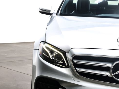 Used 2017 Mercedes-Benz E 300 image 14