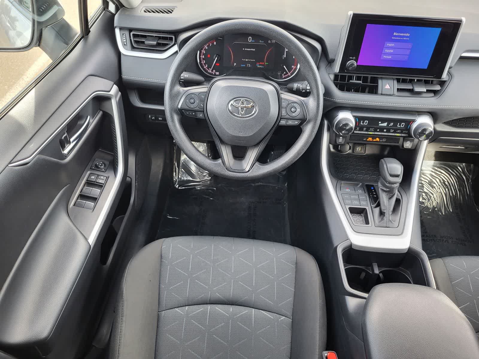 Used 2025 Toyota RAV4 XLE AWD/4WD image 22