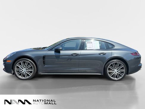 Used 2018 Porsche Panamera 4S AWD/4WD image 2