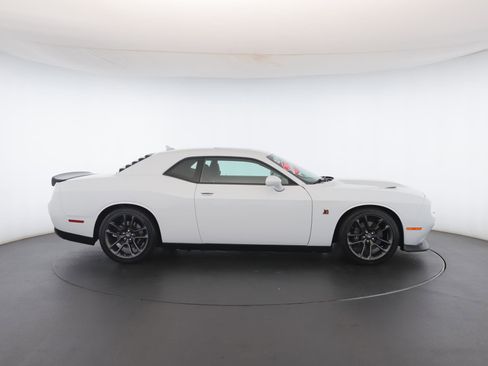 Used 2021 Dodge Challenger R/T Scat Pack image 35