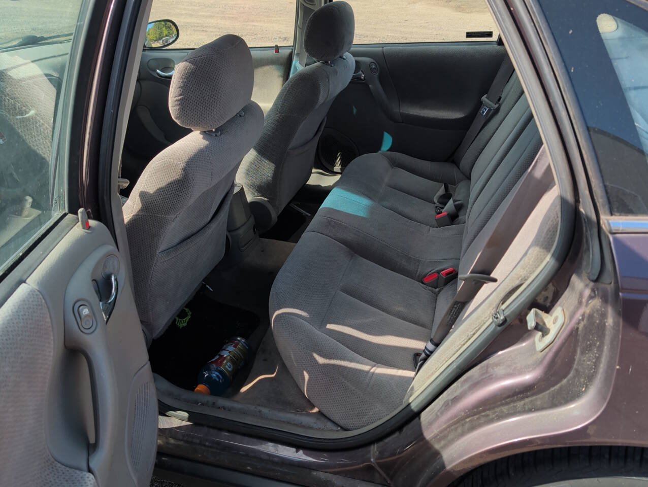 Used 2000 Saturn L-Series LS2 FWD image 21