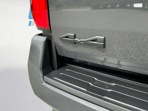Used 2026 Toyota Tacoma SR5 AWD/4WD image 23