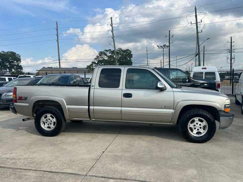 Used 2000 Chevrolet Silverado 1500 LS image 57