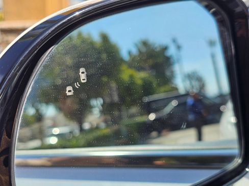 Used 2019 Hyundai Santa Fe Limited w/ Cargo Package image 33