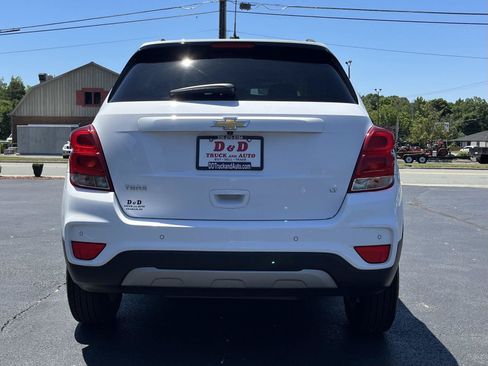 Used 2019 Chevrolet Trax LT w/ Driver Confidence Package FWD image 19