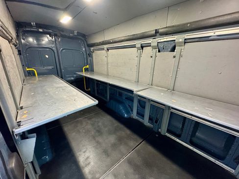 Used 2020 Ford Transit 250 148 High Roof Extended image 9