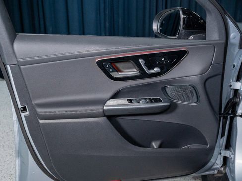 New 2026 Mercedes-Benz GLC 300 4MATIC image 12