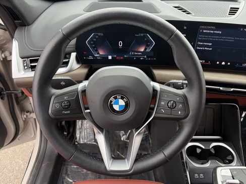 Used 2026 BMW X1 xDrive28i w/ Technology Package AWD/4WD image 24