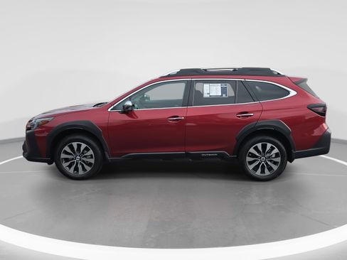 Used 2024 Subaru Outback Touring XT image 8