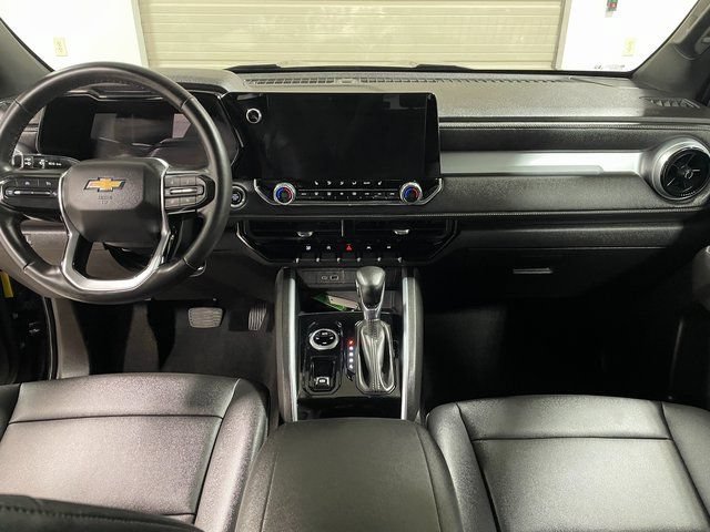 Used 2023 Chevrolet Colorado LT w/ LT Convenience Package III AWD/4WD image 13