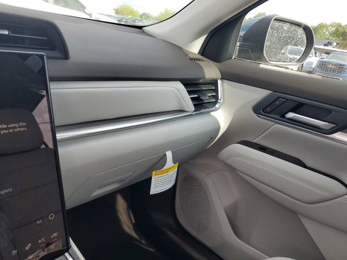New 2026 GMC Terrain Denali AWD/4WD image 25
